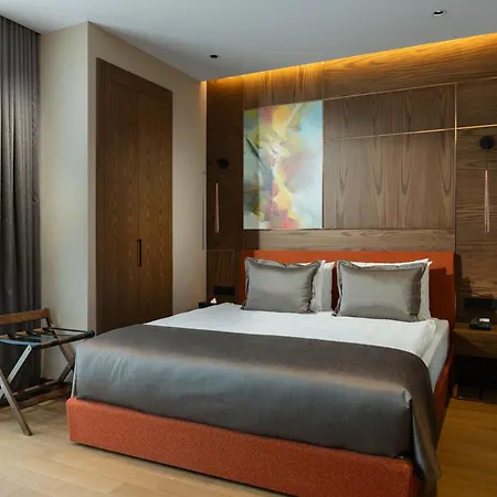 Hotel Nex & 4*