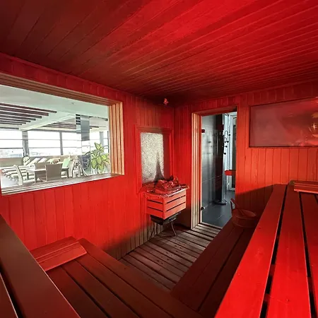 Zurich Hotel 4*
