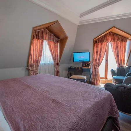 Hotel Daphne