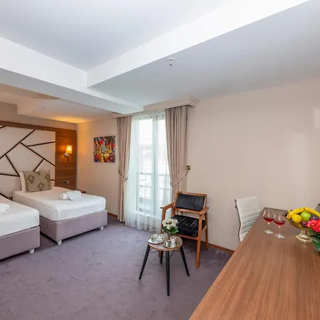 Lıtros Hotel&spa 4*