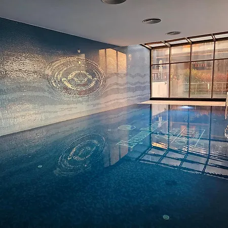 Taksim Perfect Residence, 3 Bedrooms, 140 M2, Pool Gym Sauna Access *