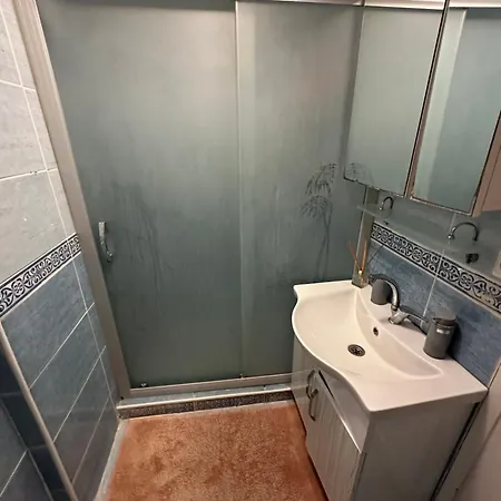 民宿 Kadikoy Rihtimda Ozel Odalar 伊斯坦布尔