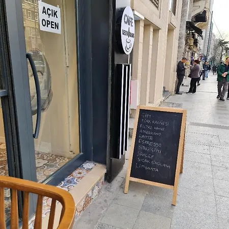Derpa Κωνσταντινούπολη