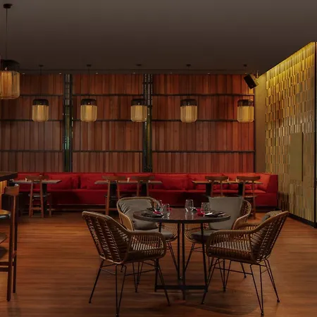 Le Meridien Etiler 5* Istanbulská provincie