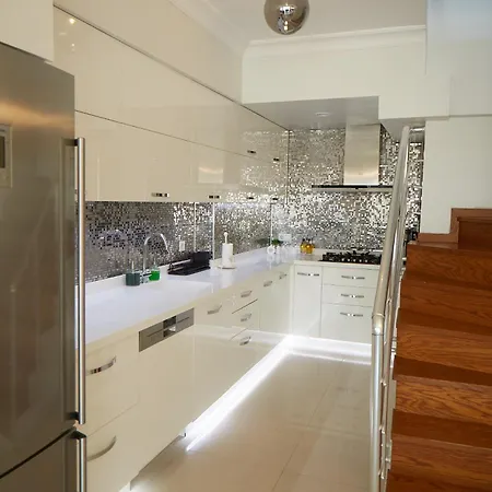 Apartment Kaplan Luxury Family Flat - 3 Bedrooms With Air Conditioning & Heating In The