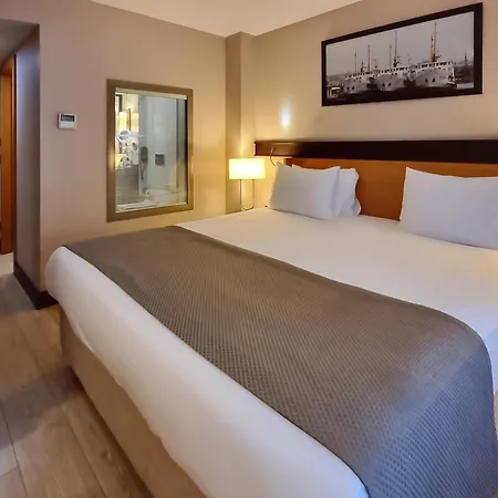 ポート ボスポラス 4*