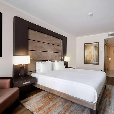 Ramada Plaza By Wyndham Center Hotel Estambul