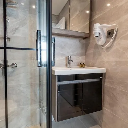 Hotel Hub 3*
