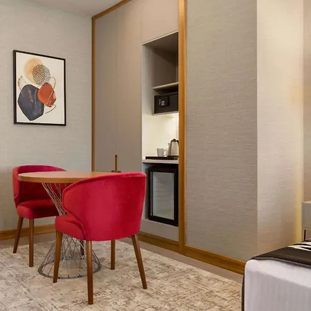 Ramada Encore By Wyndham Sisli Hotel 4*