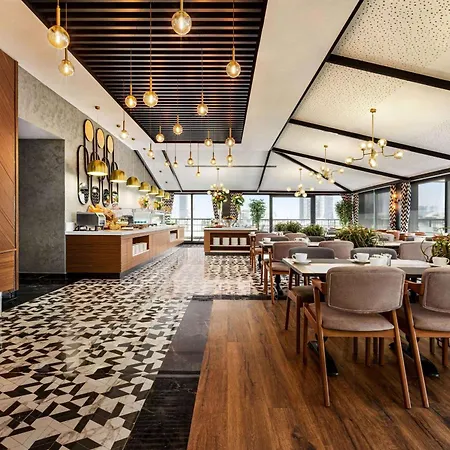 Ramada Encore By Wyndham Sisli 이스탄불