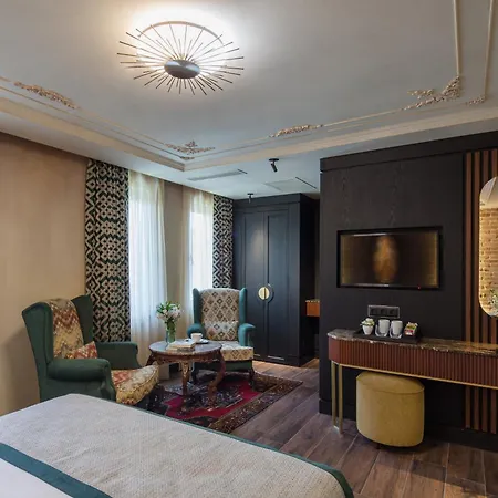 Tria Istanbul-special Category
