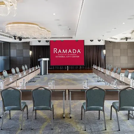 Ramada Plaza By Wyndham Center 5*