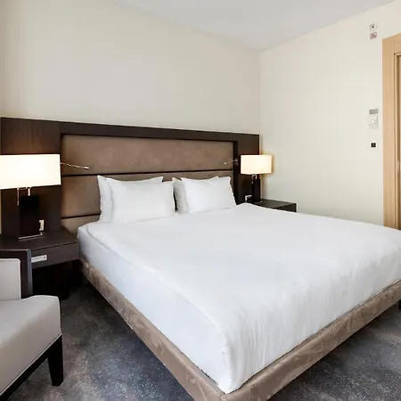 Ramada Plaza By Wyndham Center Estambul