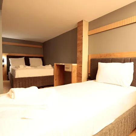 Hotel Newalla Old