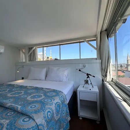 Hotel Antique 4*