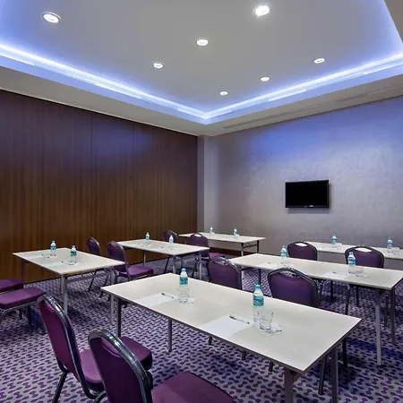 Hampton By Hilton Kayasehir Hotel 3*
