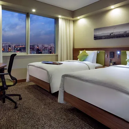 Hampton By Hilton Kayasehir Hotel