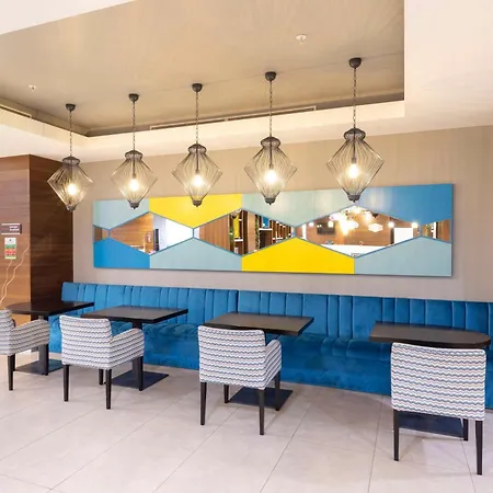 Hampton By Hilton Kayasehir 3* Istanbul
