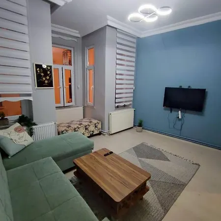 Gunes Hause