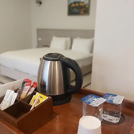 Marina Park Hotel