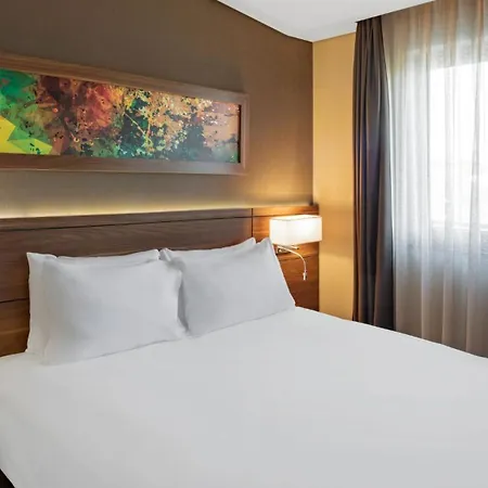 - Kadikoy By Ihg Hotel 4*