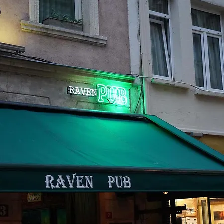 Raven Taksim Apartament