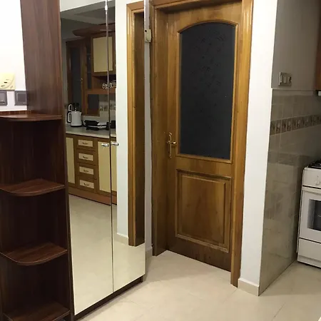 Cozy And Modern Flat Near Bosphorus At Arnavutkoey Apartment Istanbul