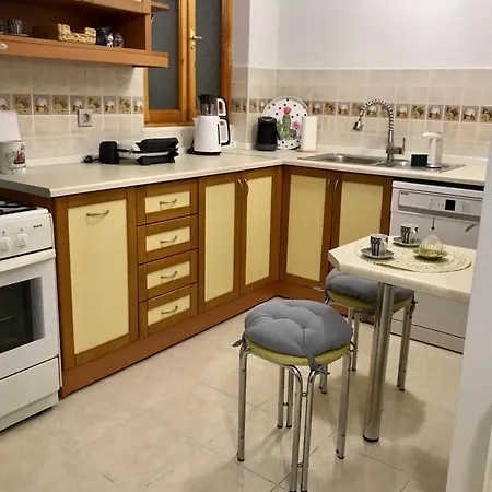 Cozy And Modern Flat Near Bosphorus At Arnavutkoey * Istanbul