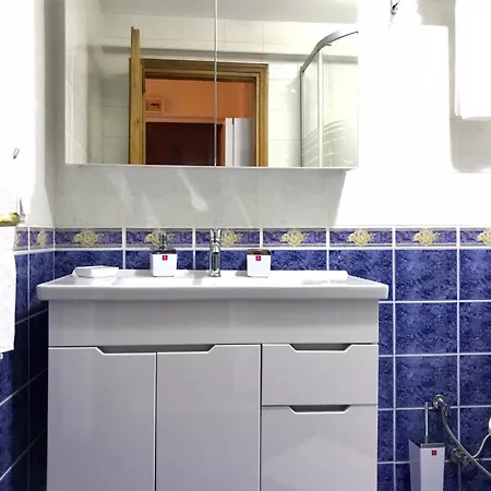 Cozy And Modern Flat Near Bosphorus At Arnavutkoey * Istanbul