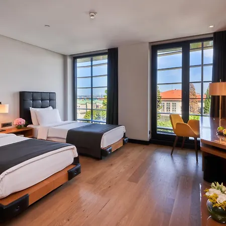 Metropolitan Bosphorus - Special Category Hotel