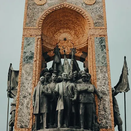 Gritti Pera & Отель 3*