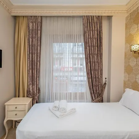 تاريهي اسبرطة بالاس 3* اسطنبول