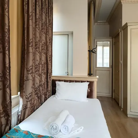 تاريهي اسبرطة بالاس 3*