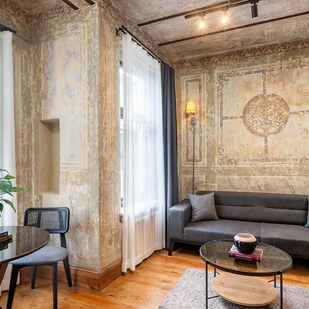 Urban Quarters - Bueklue Aparthotel