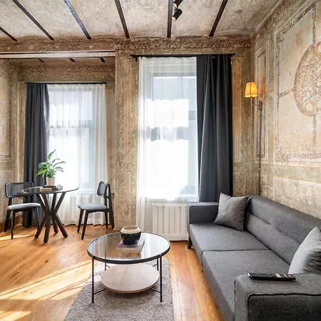 Aparthotel Urban Quarters - Bueklue 4*
