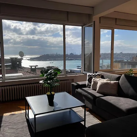 Renovated 5br With Sea View Appartement Istambul