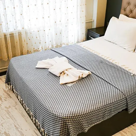 Paradise Hotel