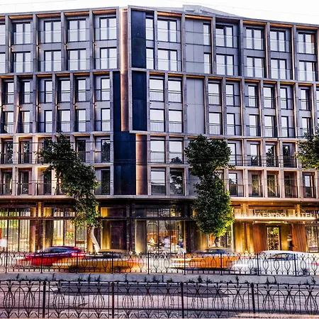 The Maestro Hotel