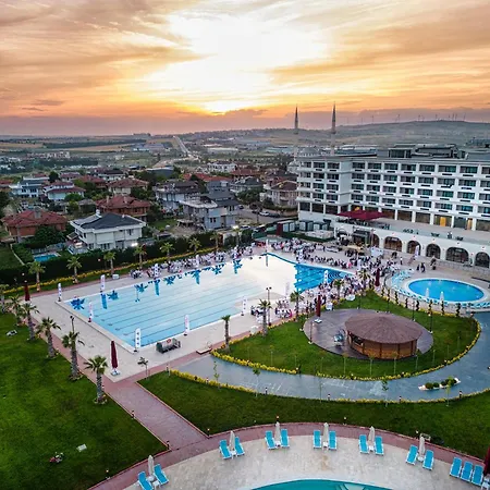 Ramada Plaza By Wyndham Hotel