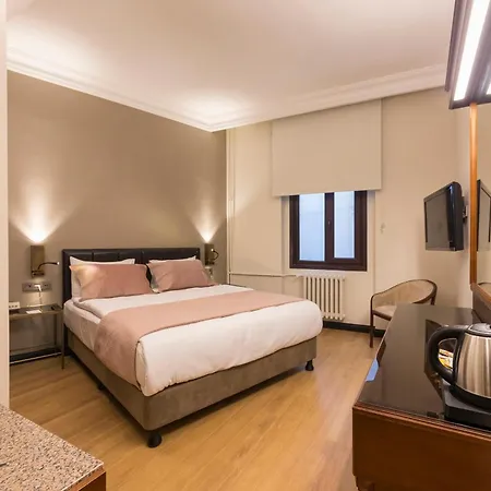 Vardar Palace - Special Category Ξενοδοχείο