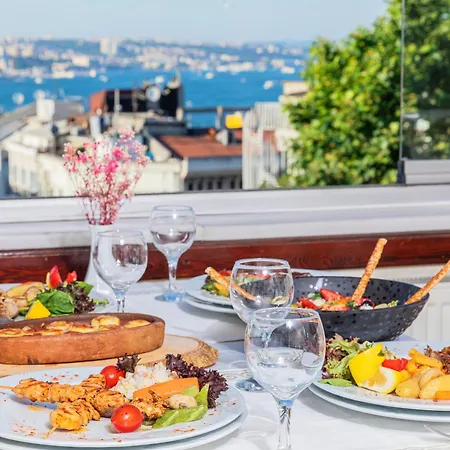 Ipek Hotel 4*