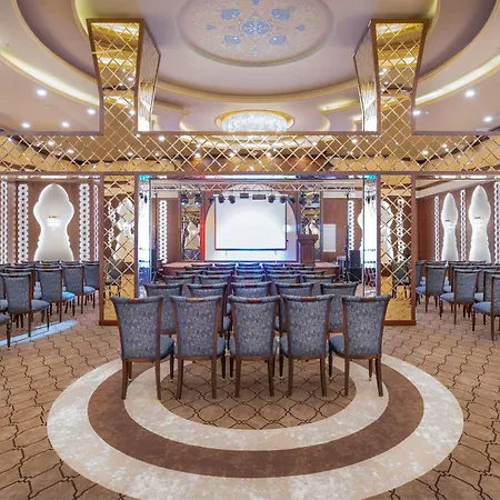 Hotel Ramada Plaza By Wyndham 5*
