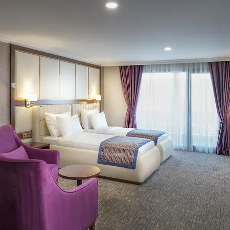 Ramada Plaza By Wyndham Hotel 5*