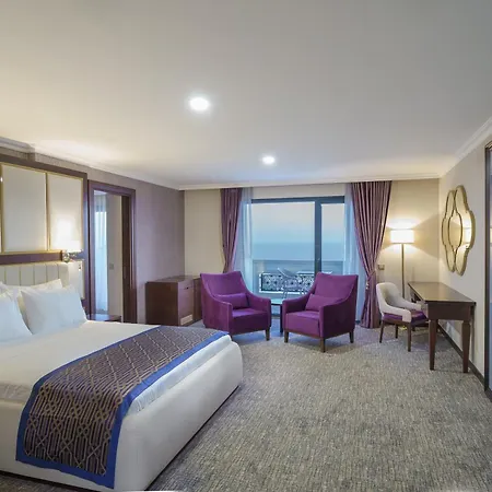 Ramada Plaza By Wyndham 5* Silivri