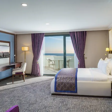 Hotel Ramada Plaza By Wyndham Silivri