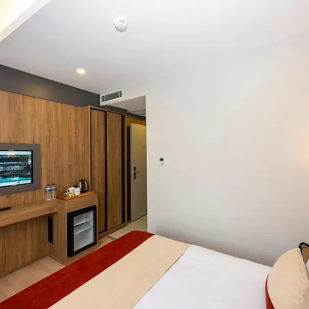 Hotell Harmony & 4*