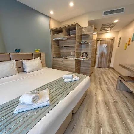 Hotel My House N5 4*