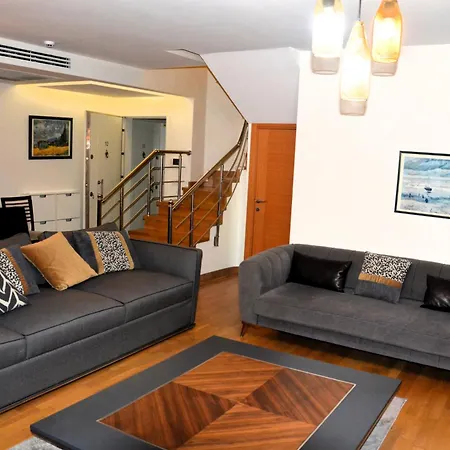 Taksim Perfect Residence, 3 Bedrooms, 140 M2, Pool Gym Sauna Access Istanbul