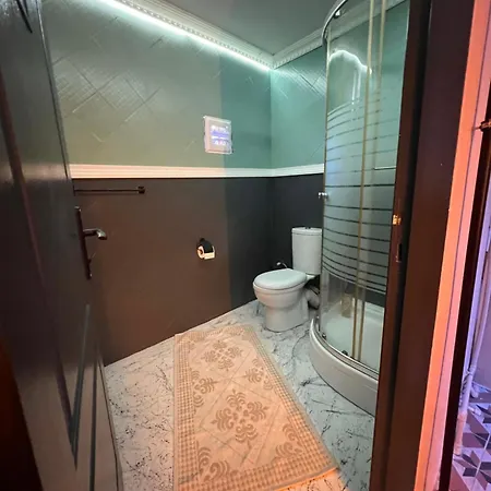 Cozy Dublex In City Center, 3rd Floor *
