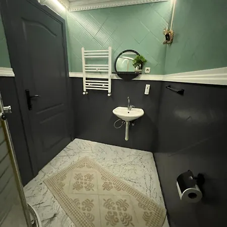 Cozy Dublex In City Center, 3rd Floor Apartment